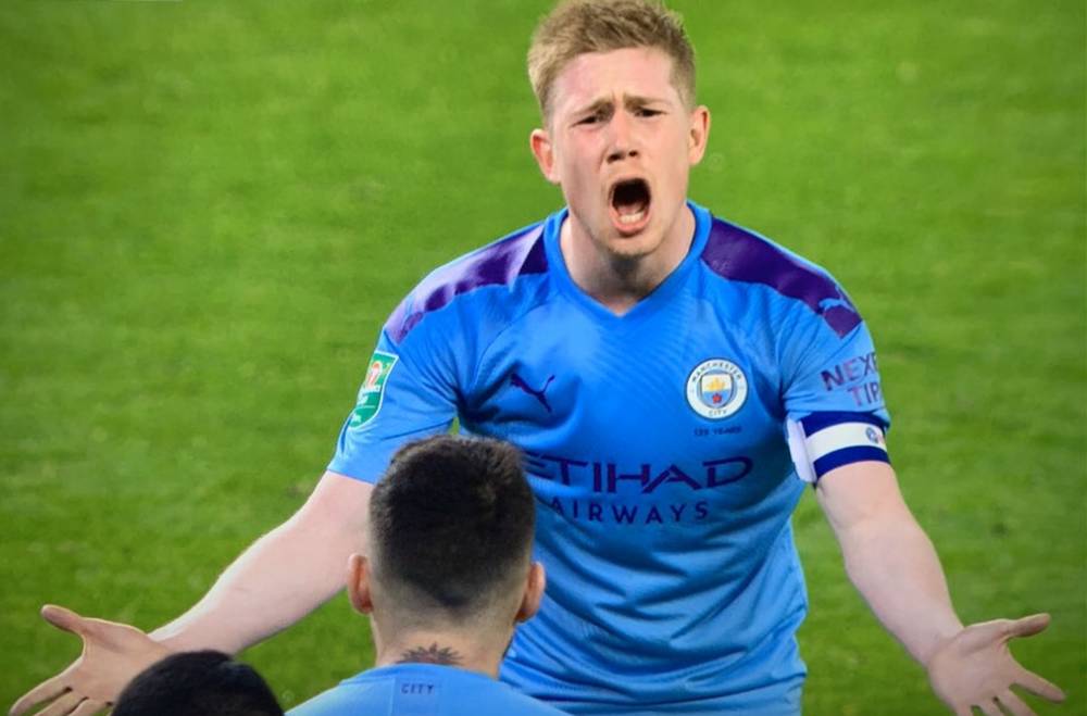 吾米提江：看到冠军奖杯，还是觉得一点也不累、一切都值得（吾米提江：捧起冠军奖杯那一刻，所有疲惫都不算，一切付出都值得）