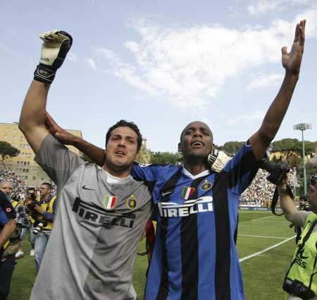 阿迪将发布多款国家队复刻球衣：德国致敬7-1，阿根廷梦回2006（阿迪即将推出多款国家队复刻球衣：德国致敬7-1之夜，阿根廷重温2006）