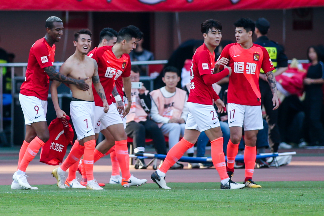 U21女排世锦赛：越南1名球员因性别检测未通过被取消成绩，印尼晋级补位